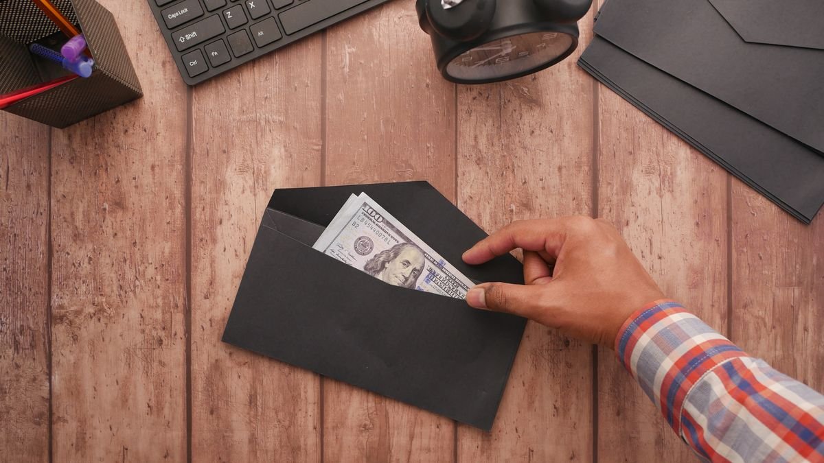 Best Cash Envelope Wallets for Families