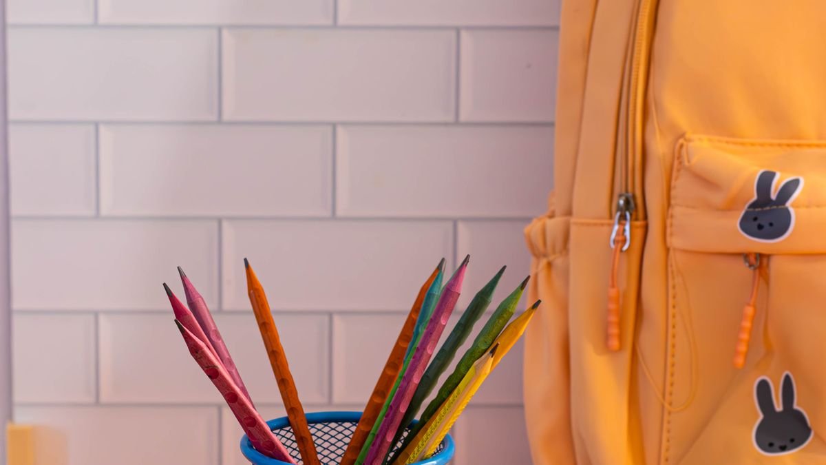How to Save Money on Back-to-School Shopping