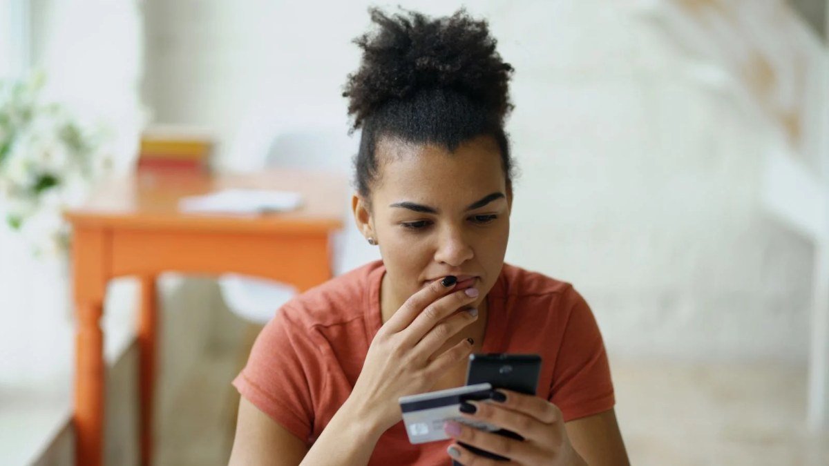 Cash Back Apps vs. Credit Card Rewards (2026 Guide)