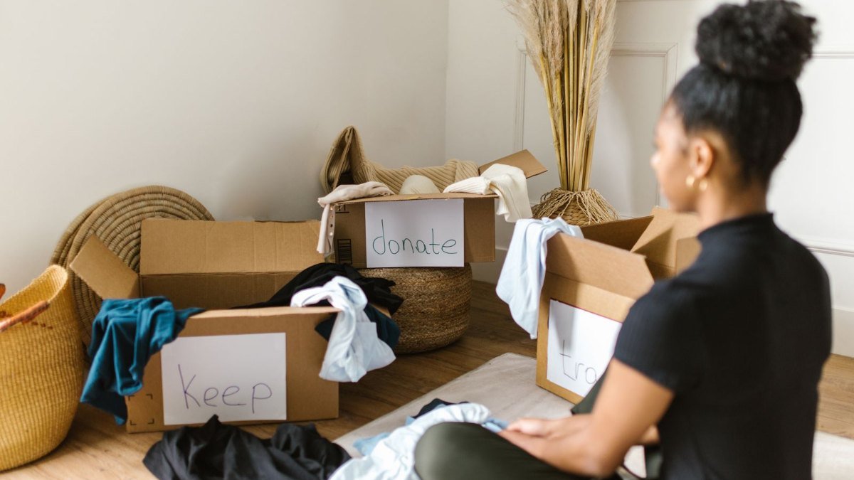 Sell or Donate? What Your Decluttered Pile Is Actually Worth