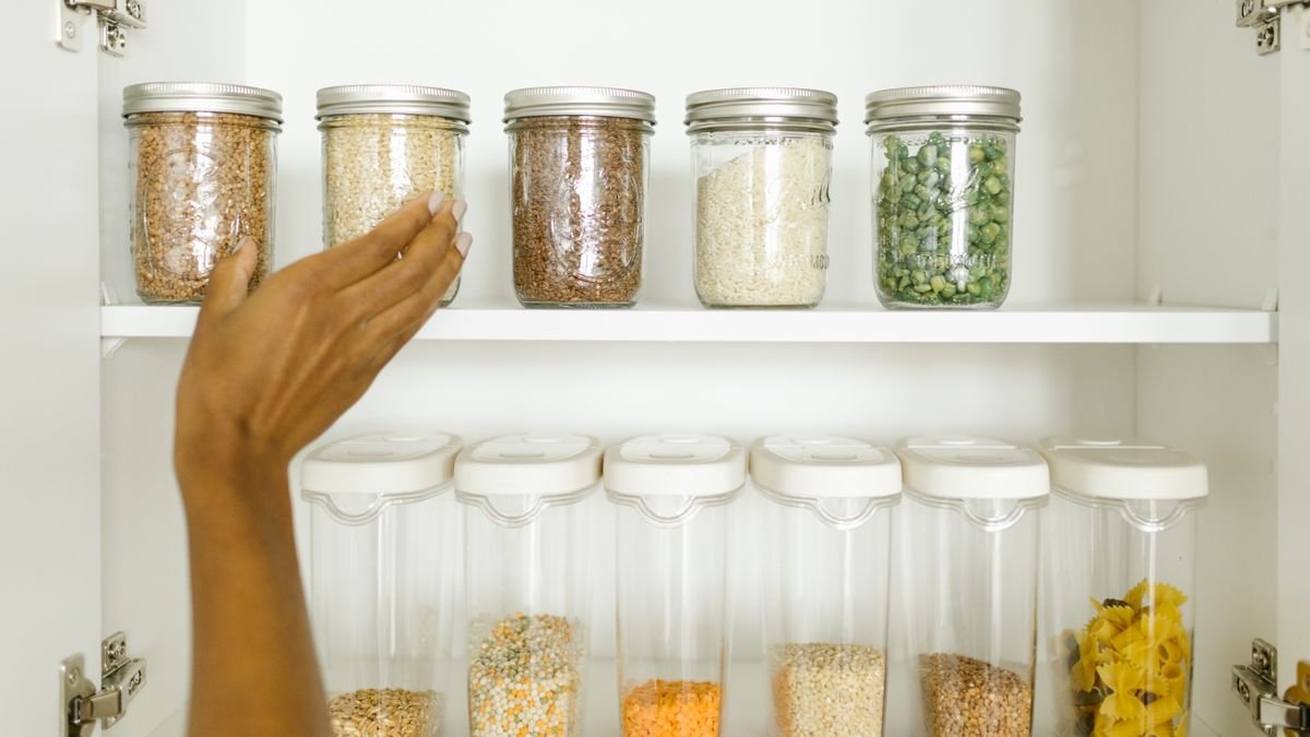 How to Organize a Pantry to Save Money (Not Just to Look Tidy)
